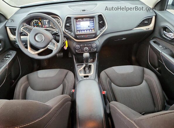 1C4PJLCB1HW549533 2017 JEEP CHEROKEE White Dashboard view