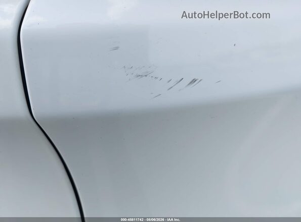 1C4PJLCB2HW539741 2017 JEEP CHEROKEE Белый Вид спереди