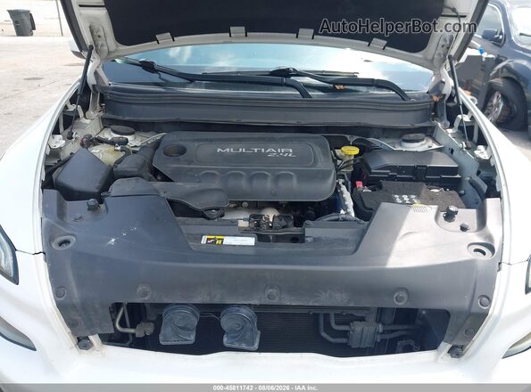 1C4PJLCB2HW539741 2017 JEEP CHEROKEE Белый Вид сзади