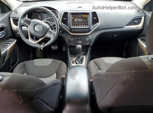 1C4PJLCB2JD605240 2018 JEEP CHEROKEE Черный Вид панели приборов