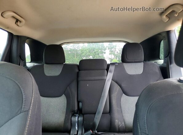 1C4PJLCB2JD605240 2018 JEEP CHEROKEE Черный Вид задних сидений