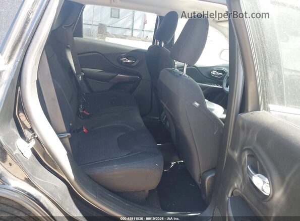 1C4PJLCB2KD134580 2019 JEEP CHEROKEE Черный Вид наклейки с VIN-кодом