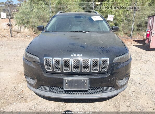 1C4PJLCB2KD134580 2019 JEEP CHEROKEE Черный Вид щитка приборов