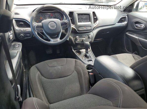 1C4PJLCB2KD149578 2019 JEEP CHEROKEE White Widok deski rozdzielczej