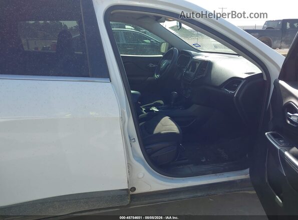 1C4PJLCB2KD241189 2019 JEEP CHEROKEE White Widok wnętrza z przodu
