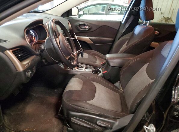 1C4PJLCB3JD538521 2018 JEEP CHEROKEE Black წინა სალონის ხედი
