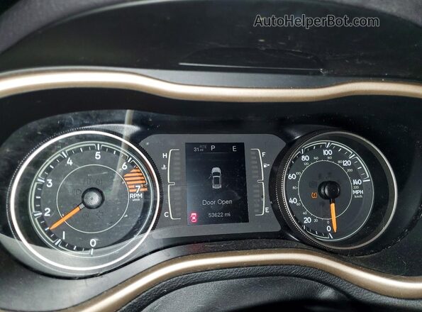 1C4PJLCB3JD538521 2018 JEEP CHEROKEE Black ხელსაწყოთა პანელის ხედი