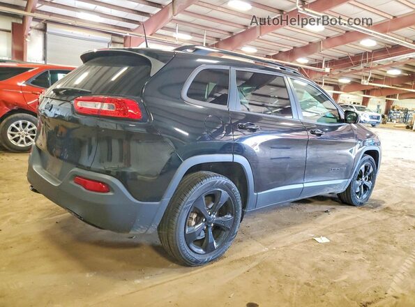 1C4PJLCB3JD538521 2018 JEEP CHEROKEE Black უკანა მარჯვენა