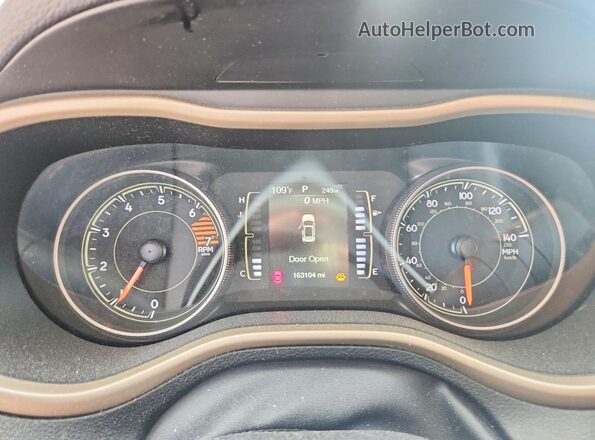 1C4PJLCB3JD559109 2018 JEEP CHEROKEE White Вид щитка приладів