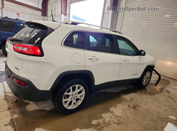 1C4PJLCB4GW165583 2016 JEEP CHEROKEE White Rear right