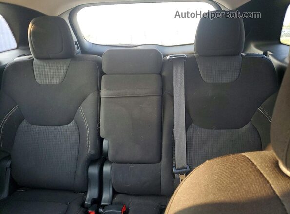 1C4PJLCB4GW307804 2016 JEEP CHEROKEE White Vista de los asientos traseros