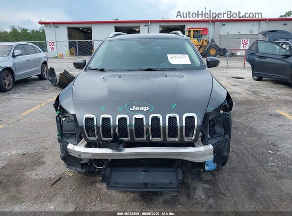 1C4PJLCB4HW541667 2017 JEEP CHEROKEE Gray Widok wnętrza z tyłu