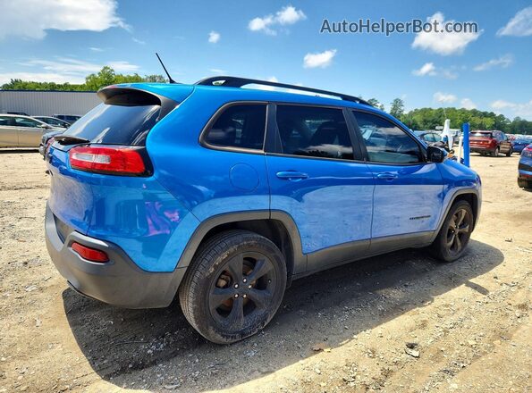 1C4PJLCB4JD551858 2018 JEEP CHEROKEE Blue Задня права чверть