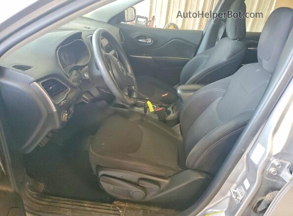 1C4PJLCB4KD439594 2019 JEEP CHEROKEE Silver Սալոնի դիմացի տեսք