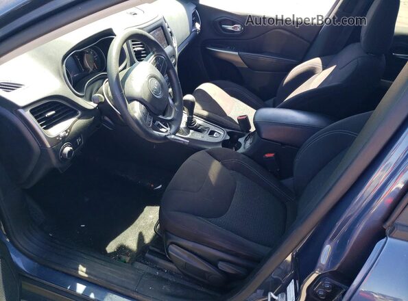 1C4PJLCB4LD542256 2020 JEEP CHEROKEE Blue Front interior view