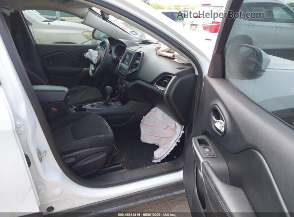 1C4PJLCB4MD113331 2021 JEEP CHEROKEE White Vista interior delantera