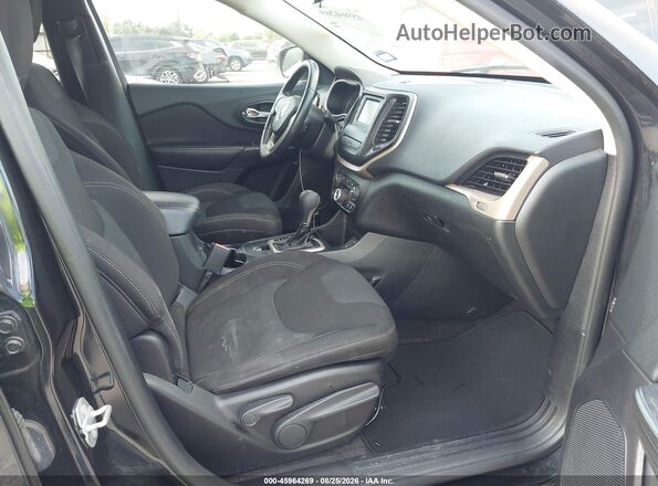 1C4PJLCB5GW229078 2016 JEEP CHEROKEE Black Front interior view