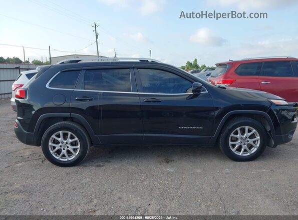 1C4PJLCB5GW229078 2016 JEEP CHEROKEE Black Rear interior view