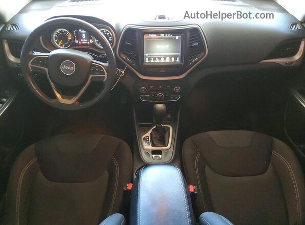 1C4PJLCB5GW234569 2016 JEEP CHEROKEE Silver Dashboard view