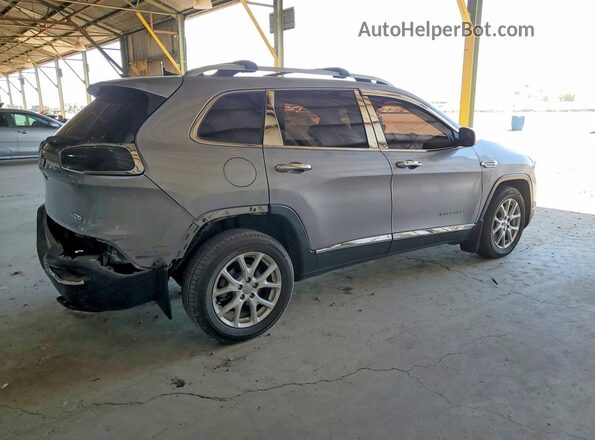 1C4PJLCB5GW234569 2016 JEEP CHEROKEE Silver Rear right