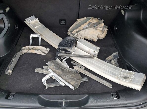 1C4PJLCB5JD566675 2018 JEEP CHEROKEE Silver Вид підкапотного простору
