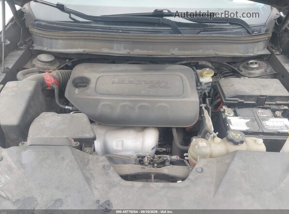 1C4PJLCB5KD266605 2019 JEEP CHEROKEE Gray Вид ззаду