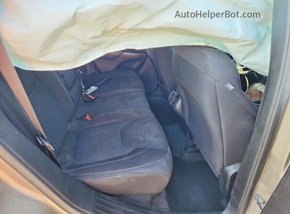 1C4PJLCB5KD339942 2019 JEEP CHEROKEE Tan უკანა სალონის ხედი