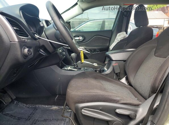 1C4PJLCB5KD370916 2019 JEEP CHEROKEE Green წინა სალონის ხედი
