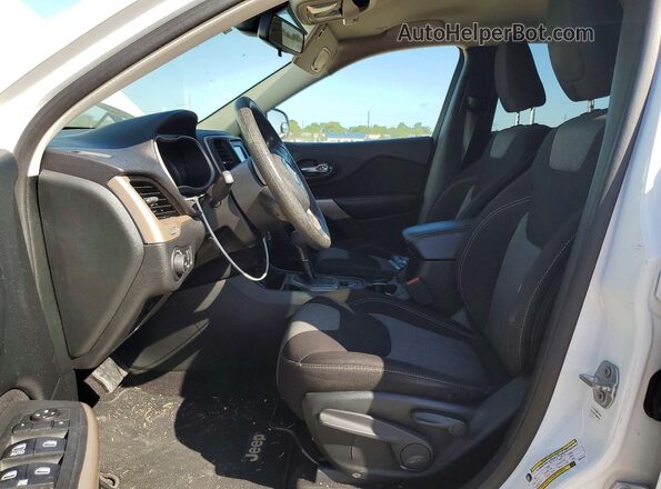 1C4PJLCB6JD551618 2018 JEEP CHEROKEE White Вид салону спереду