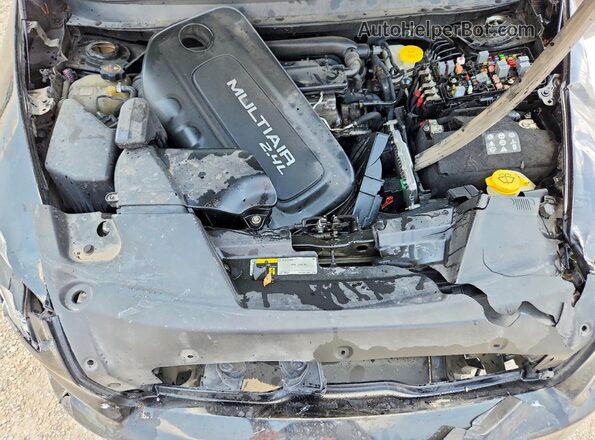 1C4PJLCB6JD558956 2018 JEEP CHEROKEE Black Rear interior view