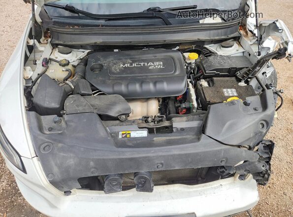 1C4PJLCB6JD577233 2018 JEEP CHEROKEE White Շարժիչի բաժամունքի տեսք