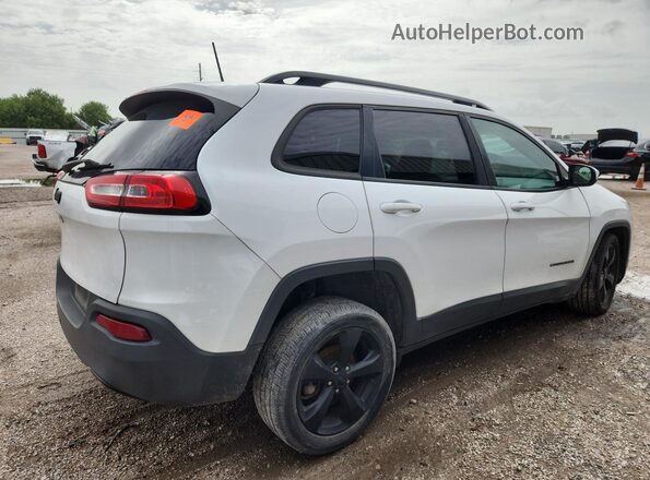 1C4PJLCB6JD577233 2018 JEEP CHEROKEE White 