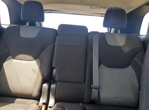 1C4PJLCB6JD612658 2018 JEEP CHEROKEE Gray Հետևի նստատեղերի տեսք