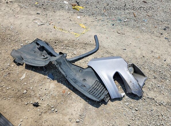 1C4PJLCB6JD615740 2018 JEEP CHEROKEE Silver Vista del compartimento del motor
