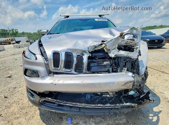 1C4PJLCB6JD615740 2018 JEEP CHEROKEE Silver Vista frontal