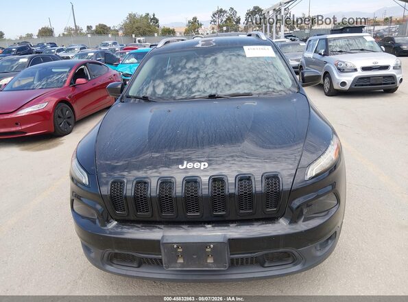 1C4PJLCB7GW234394 2016 JEEP CHEROKEE Black Rear interior view