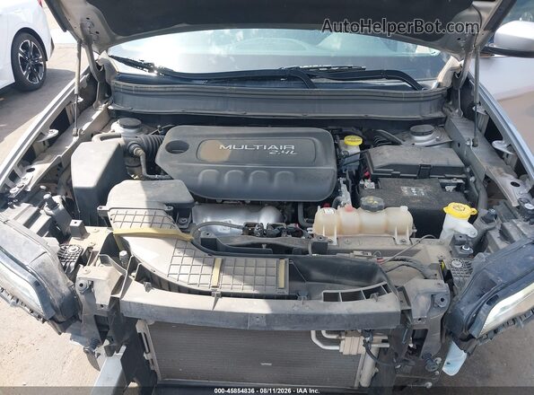 1C4PJLCB7KD108735 2019 JEEP CHEROKEE Silver უკანა ხედი