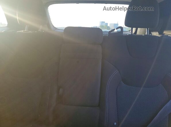 1C4PJLCB7KD145235 2019 JEEP CHEROKEE Maroon Vista de los asientos traseros