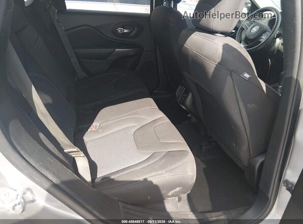 1C4PJLCB7KD203487 2019 JEEP CHEROKEE Gray Вид наклейки з VIN-кодом
