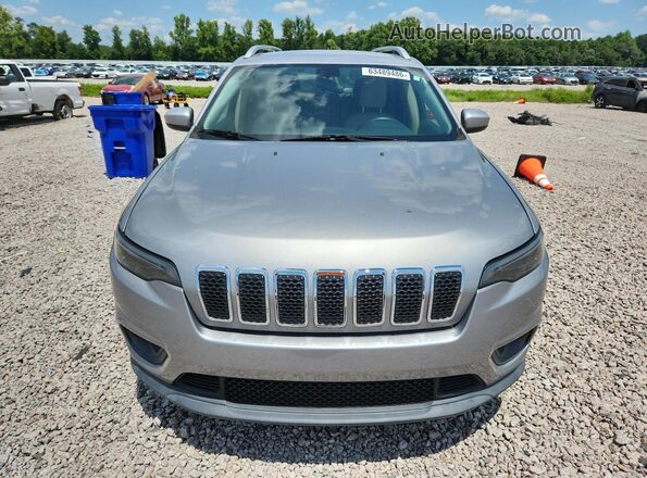 1C4PJLCB7KD241172 2019 JEEP CHEROKEE Silver Widok z przodu