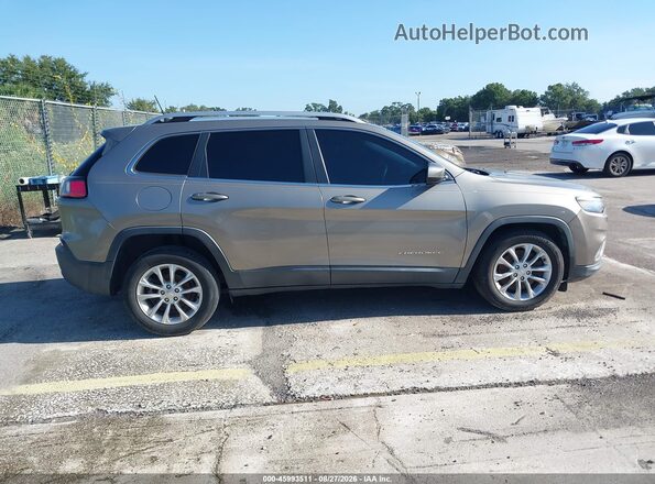 1C4PJLCB7KD301032 2019 JEEP CHEROKEE Gray Rear interior view