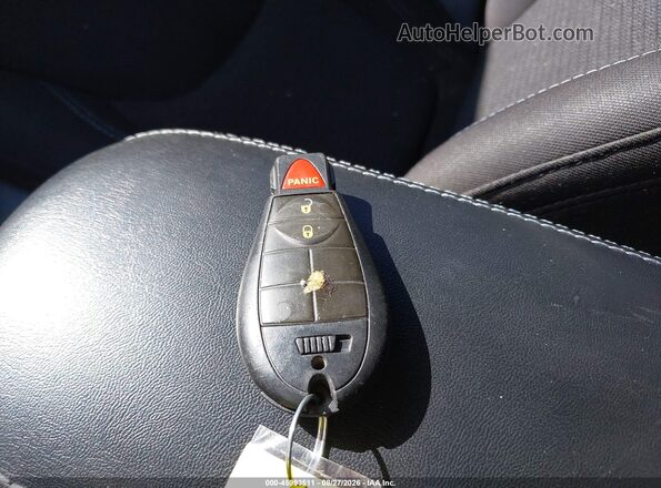 1C4PJLCB7KD301032 2019 JEEP CHEROKEE Gray Dashboard view