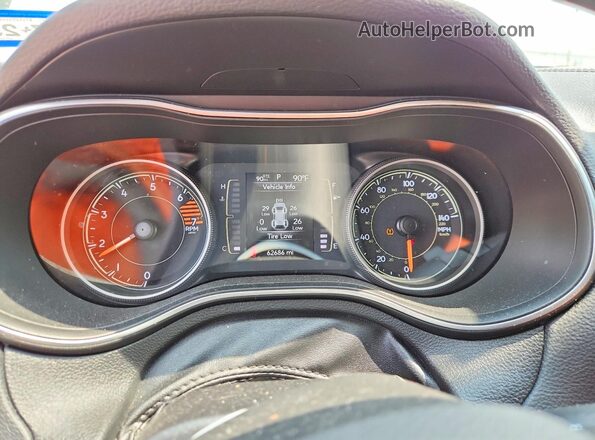 1C4PJLCB7KD331941 2019 JEEP CHEROKEE White Instrument cluster view