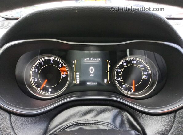 1C4PJLCB7KD358380 2019 JEEP CHEROKEE Black Widok zestawu wskaźników