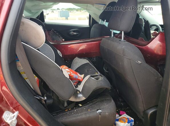 1C4PJLCB7KD365832 2019 JEEP CHEROKEE Burgundy Вид задньої частини салону