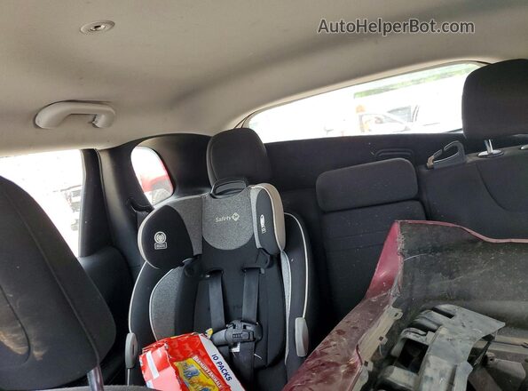 1C4PJLCB7KD365832 2019 JEEP CHEROKEE Burgundy Вид задніх сидінь