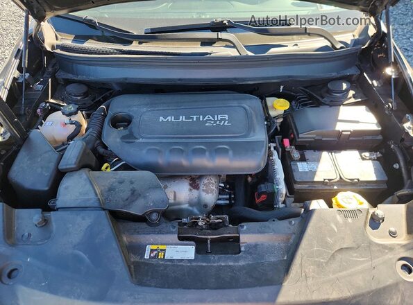 1C4PJLCB8GW146390 2016 JEEP CHEROKEE Black Engine compartment view