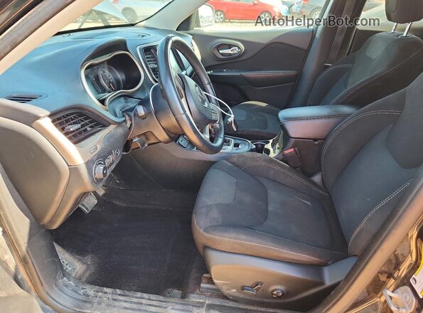 1C4PJLCB8GW185495 2016 JEEP CHEROKEE Black Widok wnętrza z przodu