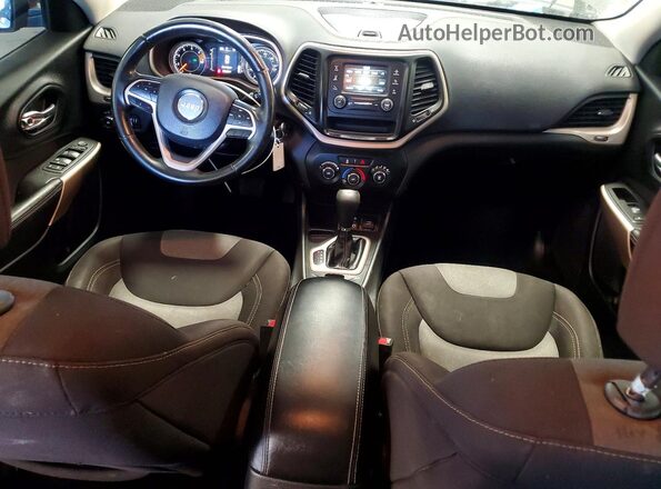 1C4PJLCB8JD552687 2018 JEEP CHEROKEE Gray Dashboard view