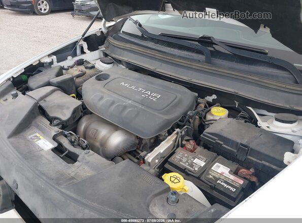 1C4PJLCB8JD583762 2018 JEEP CHEROKEE White Вид ззаду
